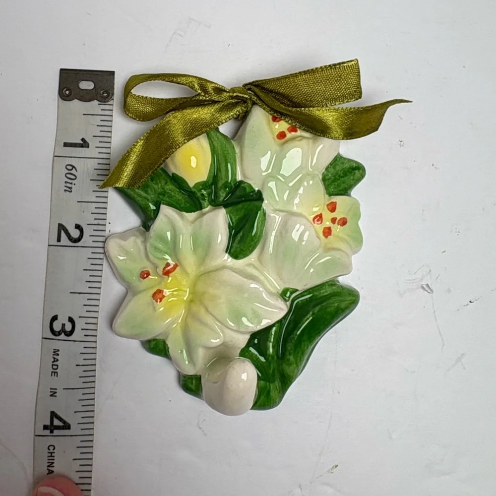 Vintage Floral Ceramic Wall Art Hooks in Original Box